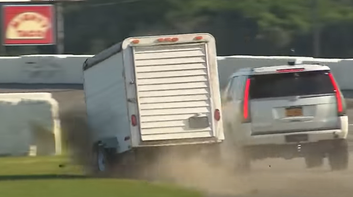 Driving Tips to Avoid Trailer Sway